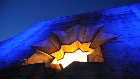Verano en las alturas: el mirador del Monumento abrirá en horario nocturno