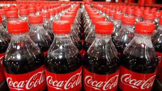 Coca Cola-Femsa pidió un procedimiento preventivo de crisis por la caída del consumo