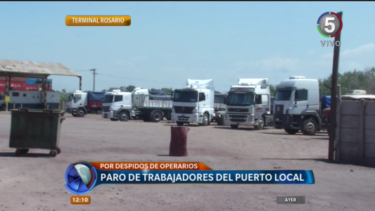Continúa la medida de fuerza en el puerto de Rosario por el despido de un trabajador