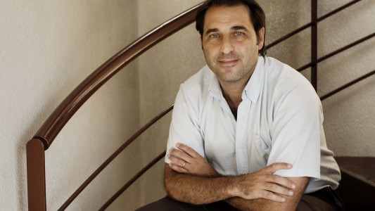 El periodista argentino Juan Mascardi ganó el Premio Rey de España de Periodismo Iberoamericano