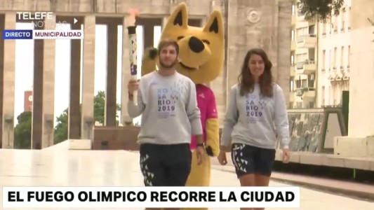 Juegos Suramericanos de Playa: la antorcha olímpica recorre la ciudad