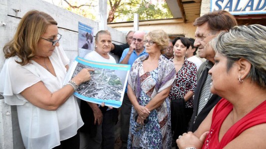 Fein se reunió con vecinos de Saladillo para mostrar el proyecto de reconversión