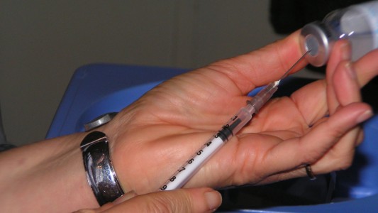 Llegaron a la Provincia las primeras dosis de la vacuna antigripal