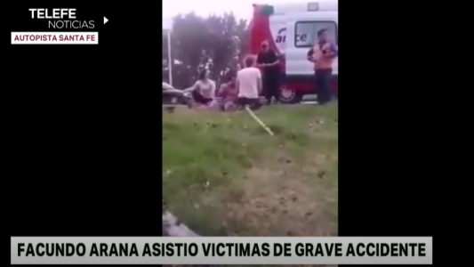 Facundo Arana asistió a los heridos en un vuelco en la autopista Santa Fe