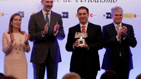 El periodista argentino Juan Mascardi recibió el Premio Rey de España de Periodismo Iberoamericano