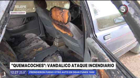 Nuevo ataque vandálico de quemacoches en la zona oeste
