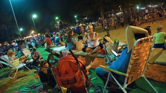 Este jueves, el picnic nocturno llega al parque Sunchales