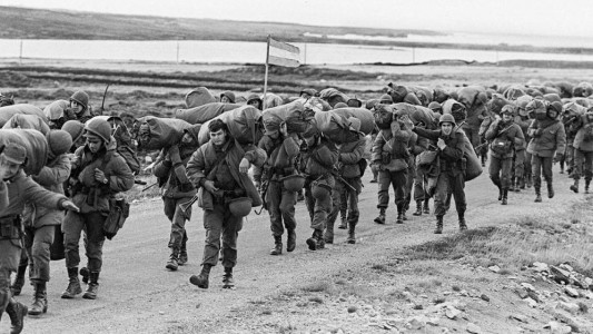 Guerra de Malvinas: piden la detención de 26 militares por torturas a soldados