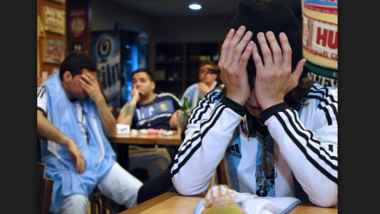 En el ranking de los países más felices, Argentina cayó del puesto 29 al 47