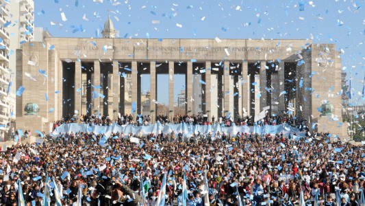 Comienzan las promesas de lealtad a la Bandera con niñas y niños de todo el país