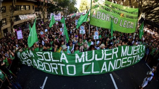 Se estima que hay 450 mil abortos por año en Argentina