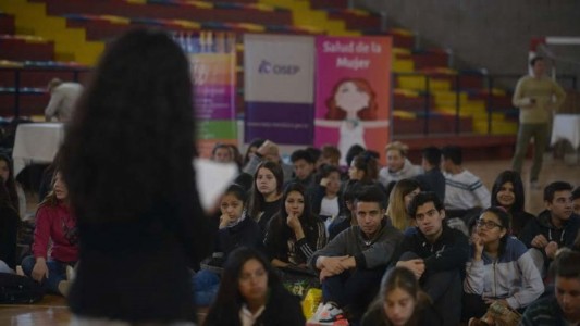 Mendoza: lanzan una app para prevenir la violencia en el noviazgo