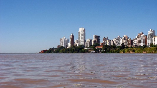 Buscan a un hombre que desapareció en el río el sábado por la tarde