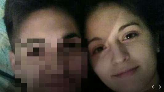 Un policía asesinó de tres disparos a su pareja de 20 años y mamá de un bebé