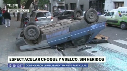 Accidente y vuelco en el microcentro: no hubo heridos