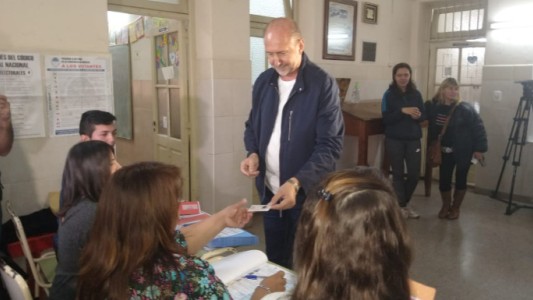 Omar Perotti: "La gente ha perdido seguridad por el avance del delito, del narcotráfico y por la economía"