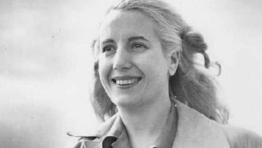 100 años de Eva Perón: exposiciones, una plataforma virtual y réplicas de obras emblemáticas