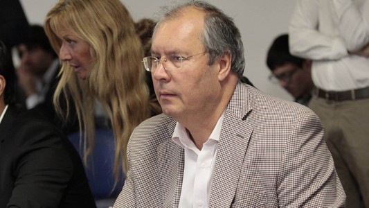 Quién es Héctor Olivares, el diputado baleado cerca del Congreso