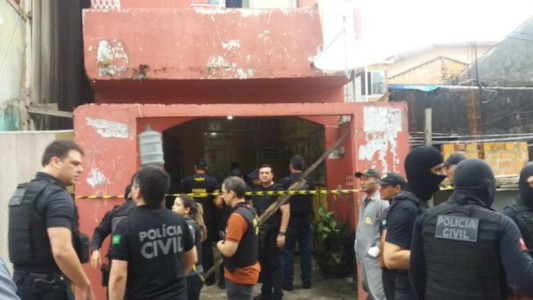 Un tiroteo en un bar de Brasil dejó el saldo fatal de once personas muertas