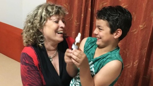 Revocan fallo que permitía cultivar cannabis para tratar a un nene con Síndrome de Tourette