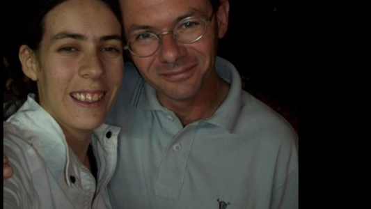 Pacto de amor: le prestará su vientre a su hermano para que pueda ser padre