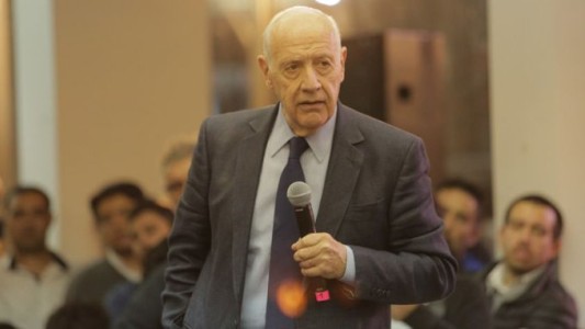 Roberto Lavagna se lanzó a la carrera presidencial