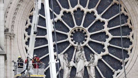 A dos meses del incendio: menos del 10% de las donaciones prometidas para Notre Dame se pagaron