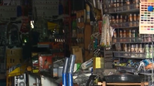 Incendiaron el frente de un comercio: acusan al dueño por múltiples estafas