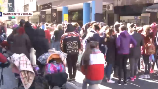 Corte frente a Ansés en reclamo de planes sociales