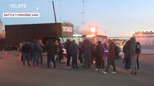 Conflicto en Electrolux: la empresa se niega a reincorporar a los trabajadores despedidos