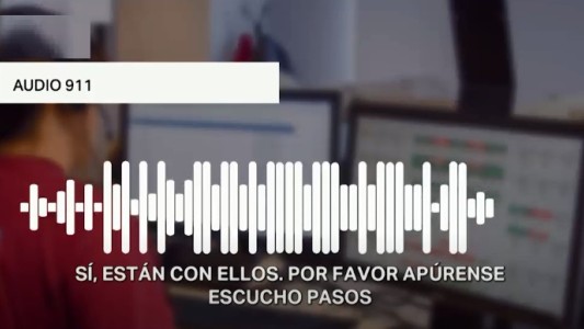 Una chica de 16 años se escondió y llamó al 911 en medio del asalto a su familia