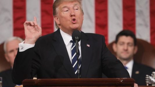 Diez frases destacadas del primer discurso de Trump ante el Congreso