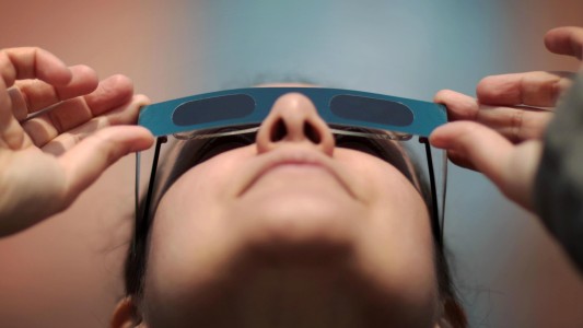 Córdoba: cuatro personas recibieron tratamiento por observar el eclipse solar sin protección