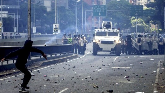 La ONU instó tanto al gobierno de Venezuela como a la oposición a abandonar la violencia