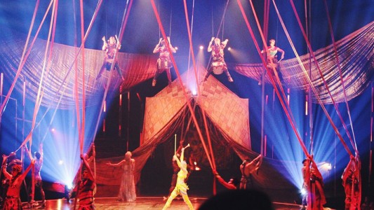 Murió un acróbata de Cirque du Soleil al caer desde cuatro metros en una presentación