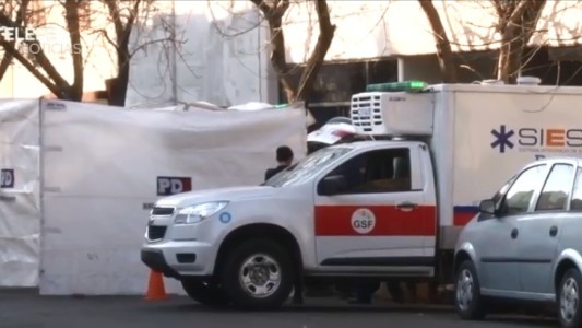 Asesinaron a un hombre dentro de un auto en pleno Pichincha