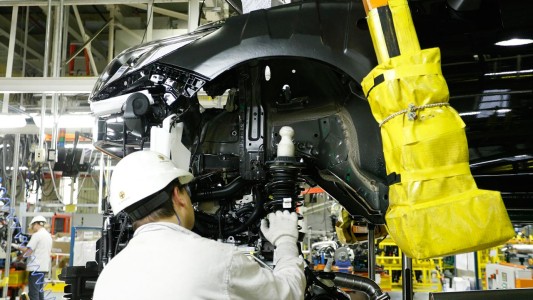 General Motors extendió una semana la suspensión de 2.500 operarios