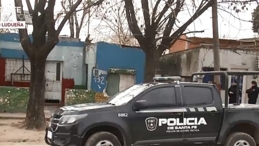 Asesinaron a puñaladas a un hombre: hallaron el cuerpo debajo de una cama