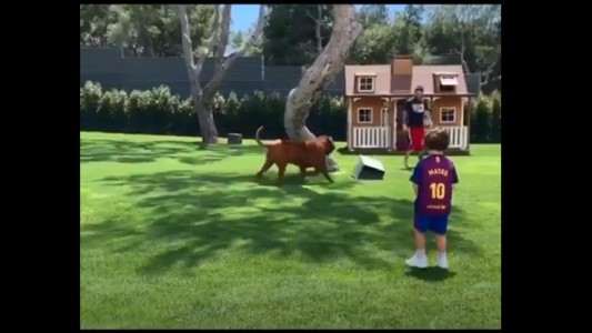 "¡Bien, papá!": el genial video de Messi jugando con sus hijos y su perro