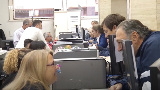 Multarán a los locales donde los clientes esperen más de media hora