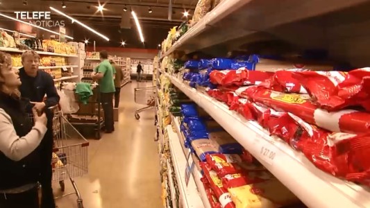 La quita del IVA ya se refleja en las góndolas de algunos supermercados rosarinos