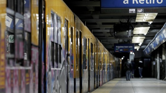 Confirman la condena de prisión en suspenso a un hombre que manoseó a una chica en el subte