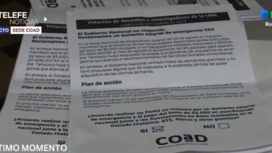 Docentes universitarios paran este martes por 24 horas