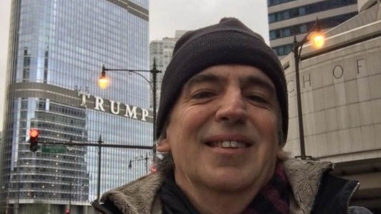 El pediatra del Garrahan acusado por pornografía infantil cumple prisión domiciliaria con acceso libre a Internet