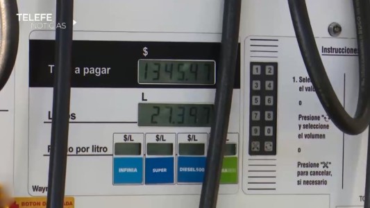 El Gobierno autorizó una suba del 4% en las naftas