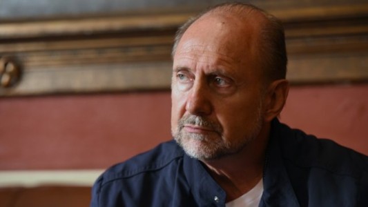 Omar Perotti viajó a Medio Oriente para gestionar créditos para obras