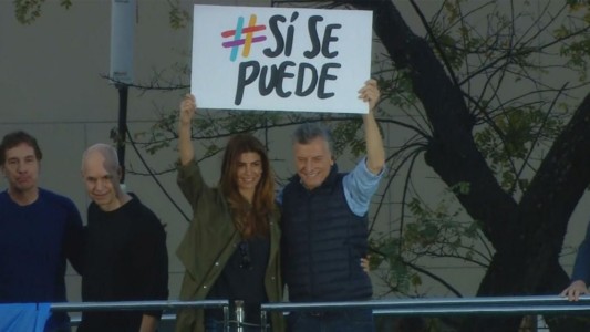 Mauricio Macri llega a Santa Fe con la marcha del "Sí, se puede"