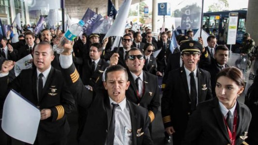 Huelga de pilotos: "Es un paro K", cuestionó el presidente de Aerolíneas Argentinas