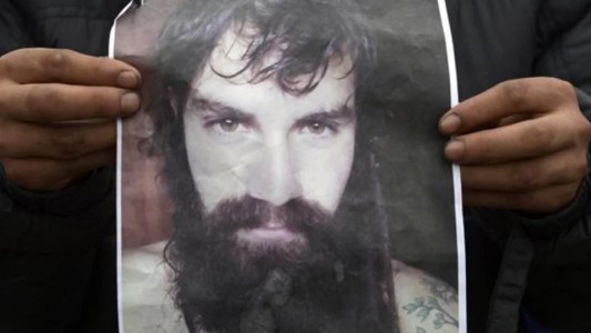 Comienza el juicio al médico acusado de divulgar fotos del cuerpo de Santiago Maldonado
