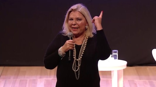 Carrió, la "líder espiritual de la tercera edad"